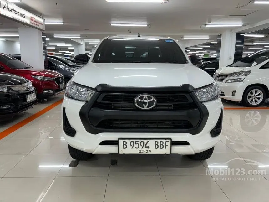 Jual Mobil Toyota Hilux 2023 E Dual Cab 2.4 di DKI Jakarta Manual Pick