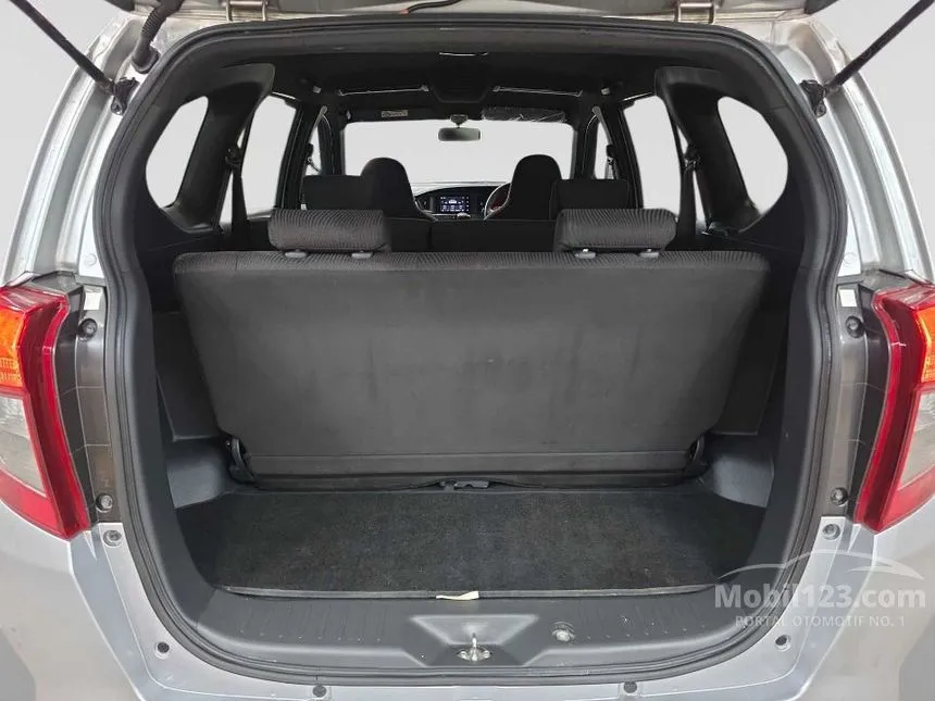 2022 Daihatsu Sigra R MPV