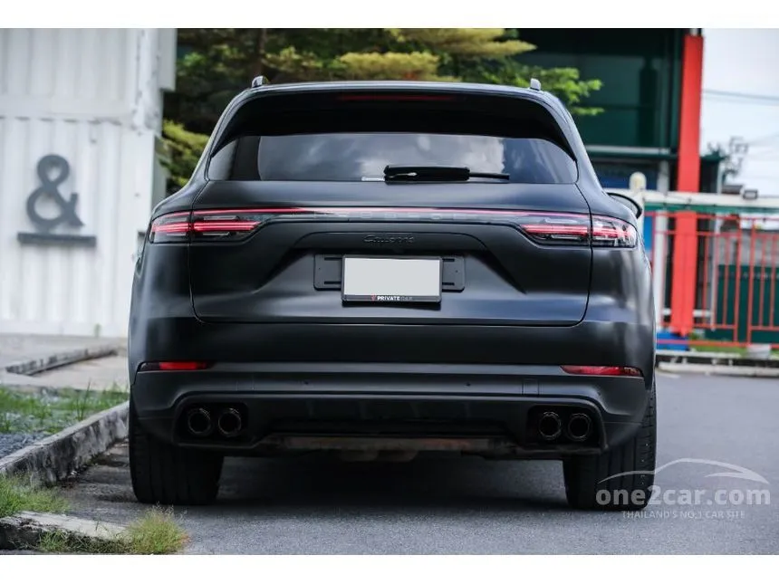 2023 Porsche CAYENNE E-Hybrid SUV
