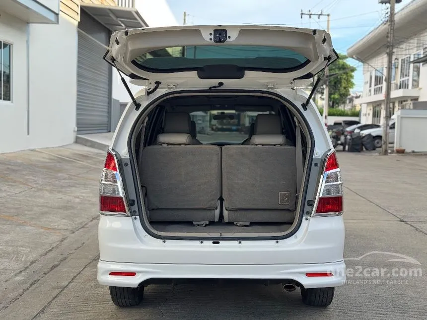 2013 Toyota INNOVA V Wagon