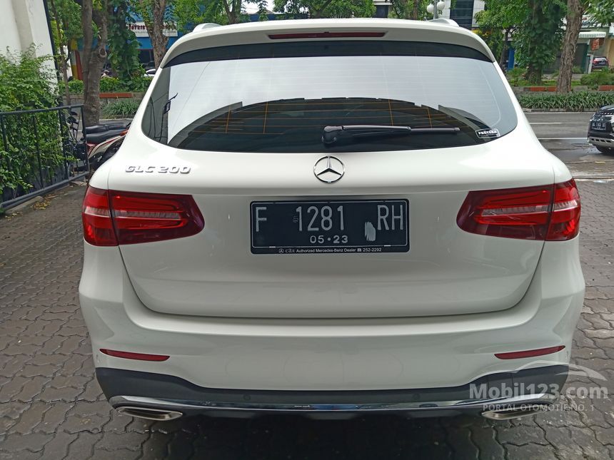 Jual Mobil Mercedes-Benz GLC200 2018 AMG 2.0 di Jawa Timur Automatic ...