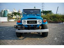 1981 Toyota Land Cruiser Hardtop 4x4 Jeep Bensin Biru Surabaya