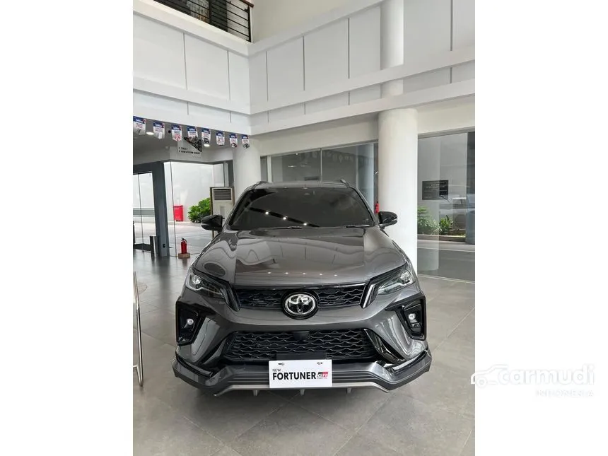 Jual Mobil Toyota Fortuner 2024 VRZ TSS GR Parts Aero Package 2.8 di DKI Jakarta Automatic SUV Abu