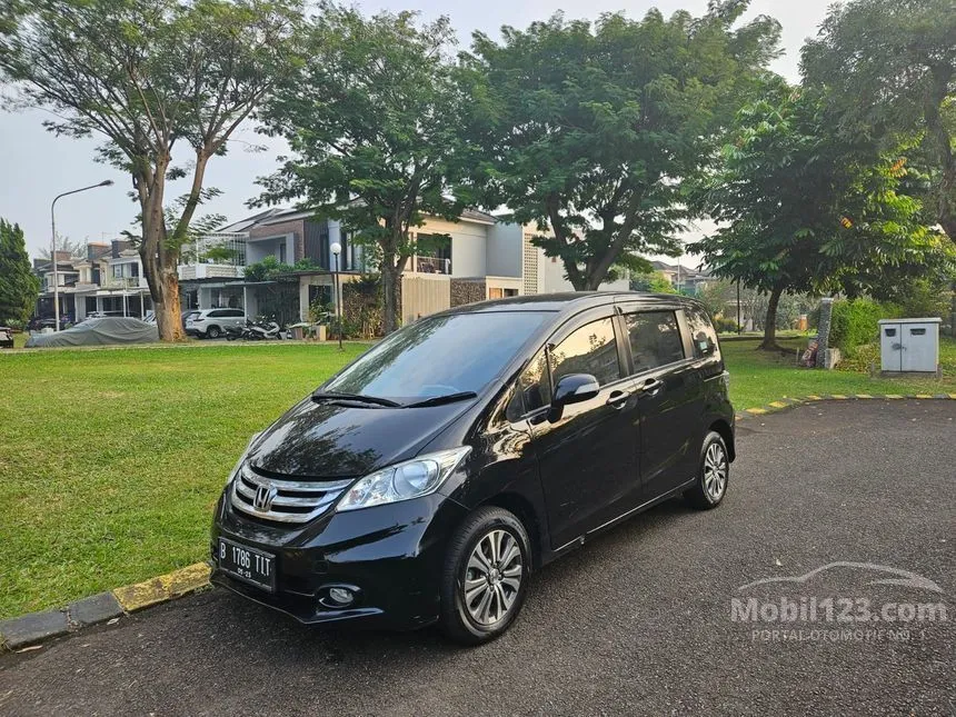 Jual Mobil Honda Freed 2015 E 1.5 di Banten Automatic MPV Hitam Rp 179.000.000