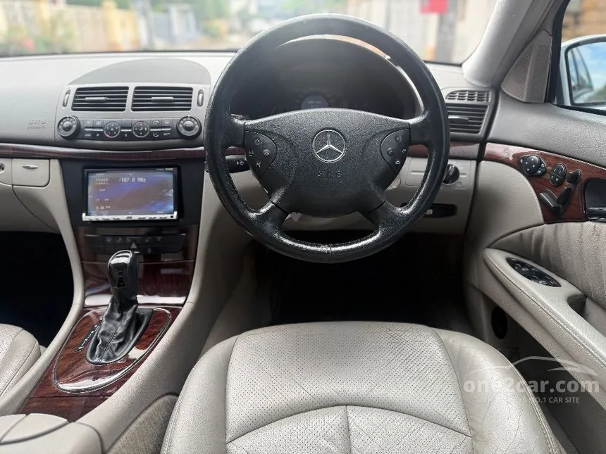 2004 Mercedes-Benz E220 Classic CDI Sedan