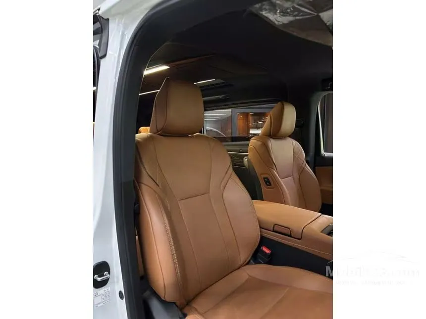 2025 Toyota Vellfire HEV VIP (Non Premium Color) MPV