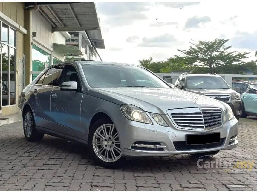 2011 Mercedes-Benz E200 CGI Sedan