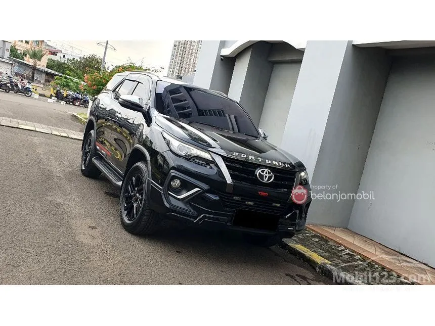 2020 Toyota Fortuner VRZ TRD 4X2 SUV