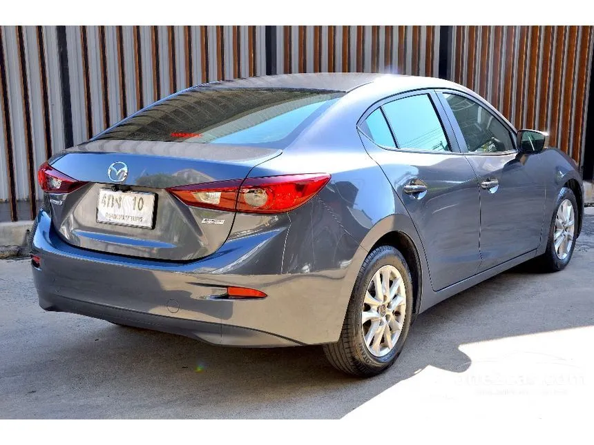 2017 Mazda 3 E Sedan