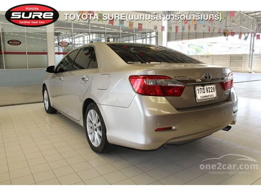 2013 Toyota Camry Hybrid Premium Sedan