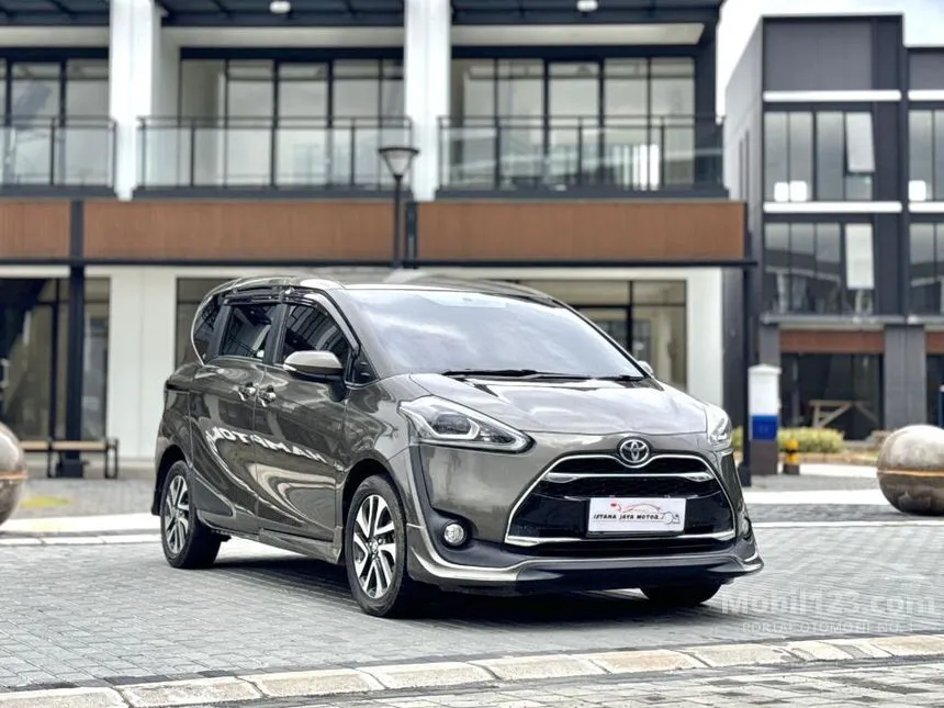 Jual Mobil Toyota Sienta 2017 Q 1.5 di DKI Jakarta Automatic MPV Coklat Rp 167.000.000