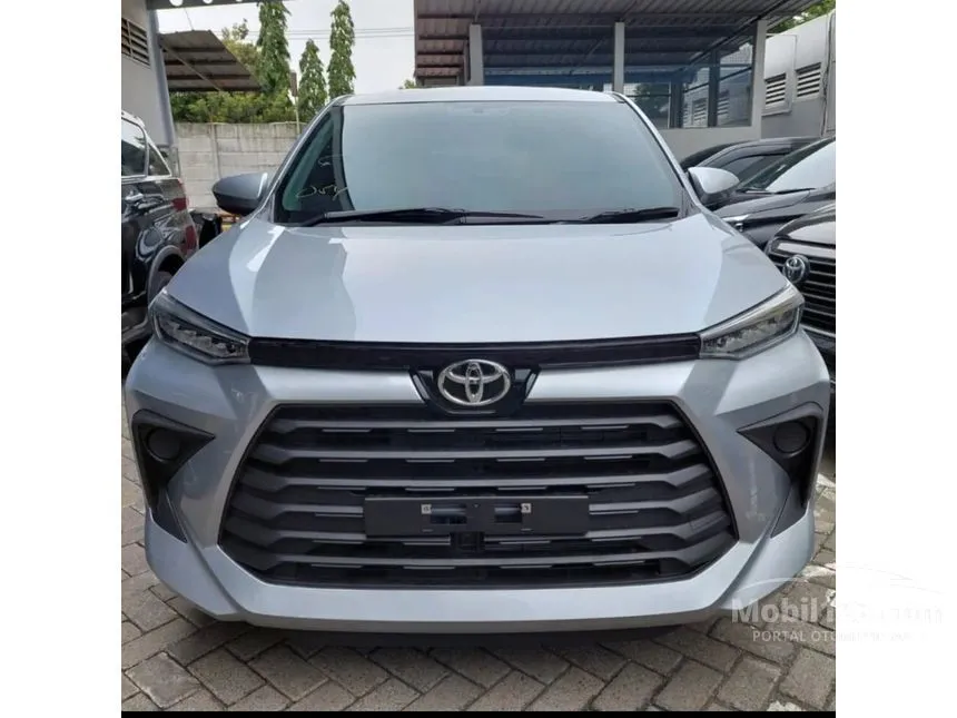 Jual Mobil Toyota Avanza 2024 E 1.3 di Banten Automatic MPV Silver Rp 227.800.000