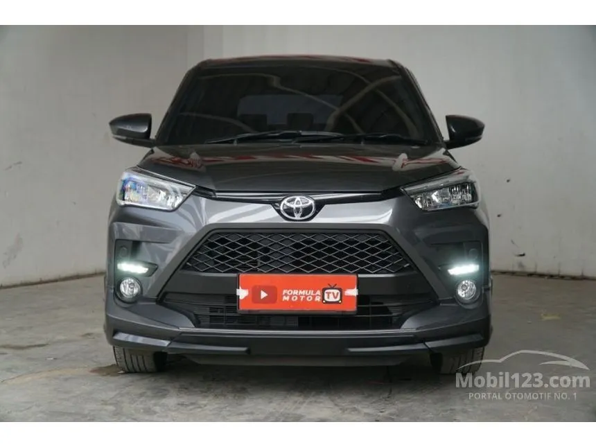 Jual Mobil Toyota Raize 2021 GR Sport 1.0 di Jawa Barat Automatic Wagon Abu