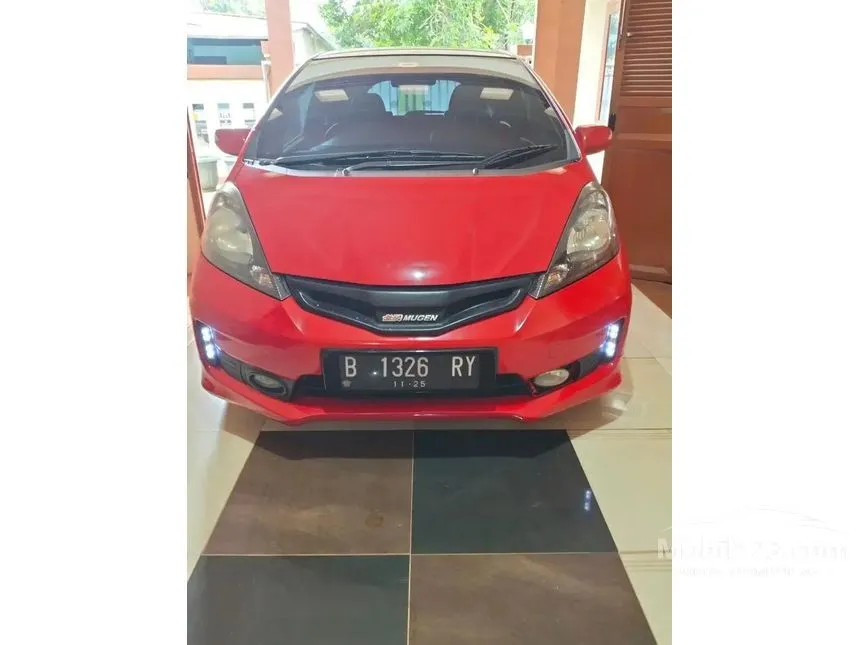 Jual Mobil Honda Jazz 2013 RS 1.5 di Jawa Barat Automatic Hatchback Merah Rp 155.000.000