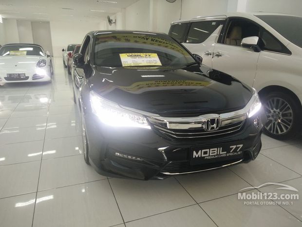 Honda Accord  Mobil  Bekas Baru dijual di Jawa Timur 