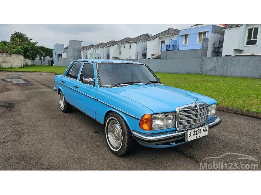 1983 Mercedes-Benz 280E Sedan