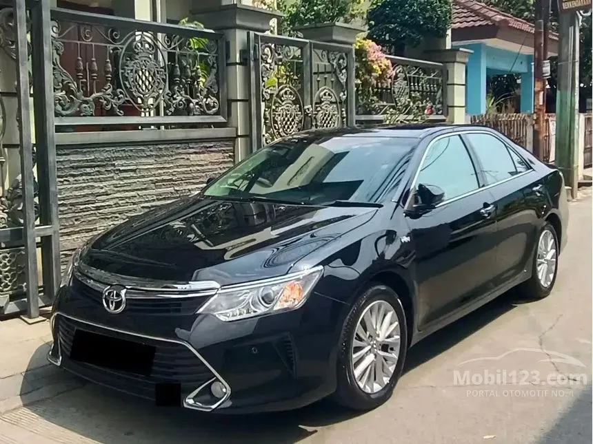 Jual Mobil Toyota Camry 2018 V 2.5 di Jawa Barat Automatic Sedan Hitam Rp 290.000.000