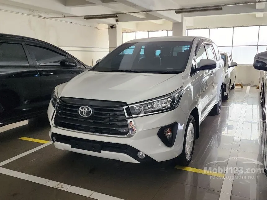Jual Mobil Toyota Kijang Innova 2024 G 2.4 di Jawa Timur Automatic MPV Putih Rp 415.599.000