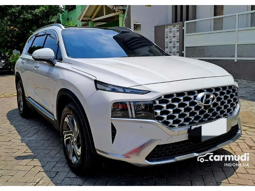 Jual Mobil Hyundai Santa Fe 2021 CRDi Signature 2.2 di Jawa Timur Automatic SUV Putih Rp 513.000.000