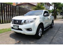 2015 Nissan NP 300 Navara 2.5 KING CAB Calibre V Pickup AT