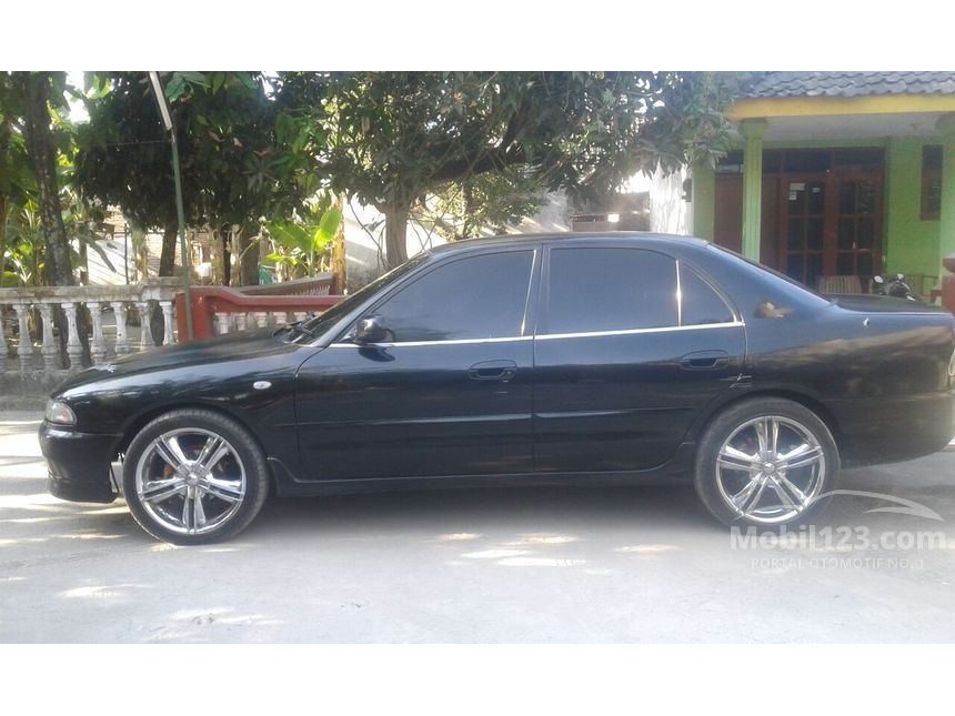 Jual Mobil  Mitsubishi Galant 1994 2 0 di Jawa  Timur  Manual 