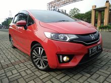Honda Jazz 1.5 RS 2015 AT merah like new , top condition