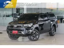 2025 Toyota HILUX REVO 2.4 Double Cab Prerunner Mid Pickup