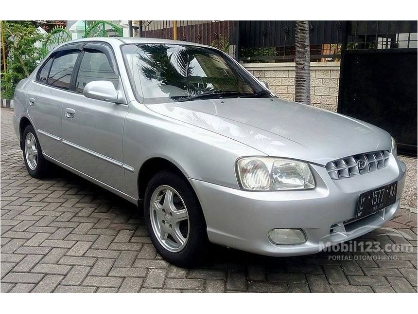 Vendo Hyundai Accent Verna GLS. en Java Oriental Silver Sedan Manual Rp. . verna 2002 Vendo Hyundai Accent Verna GLS. en Java Oriental Silver Sedan Manual Rp. .