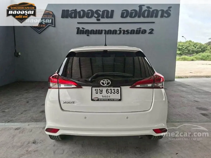 2020 Toyota YARIS Entry Hatchback