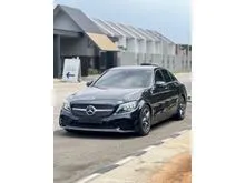 2019 Mercedes-Benz C300 2.0 AMG Line Sedan (W205) (Faktur 2020) Black on Black Odo 38 Rb (TERMURAH)