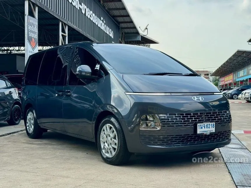 2023 Hyundai Staria Trend S Van