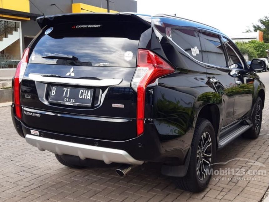 Jual Mobil Mitsubishi Pajero Sport 2018 Dakar Rockford ...