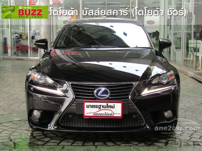 Lexus IS300h 2015 Luxury 2.5 in กรุงเทพและปริมณฑล Automatic Sedan สีดำ ...