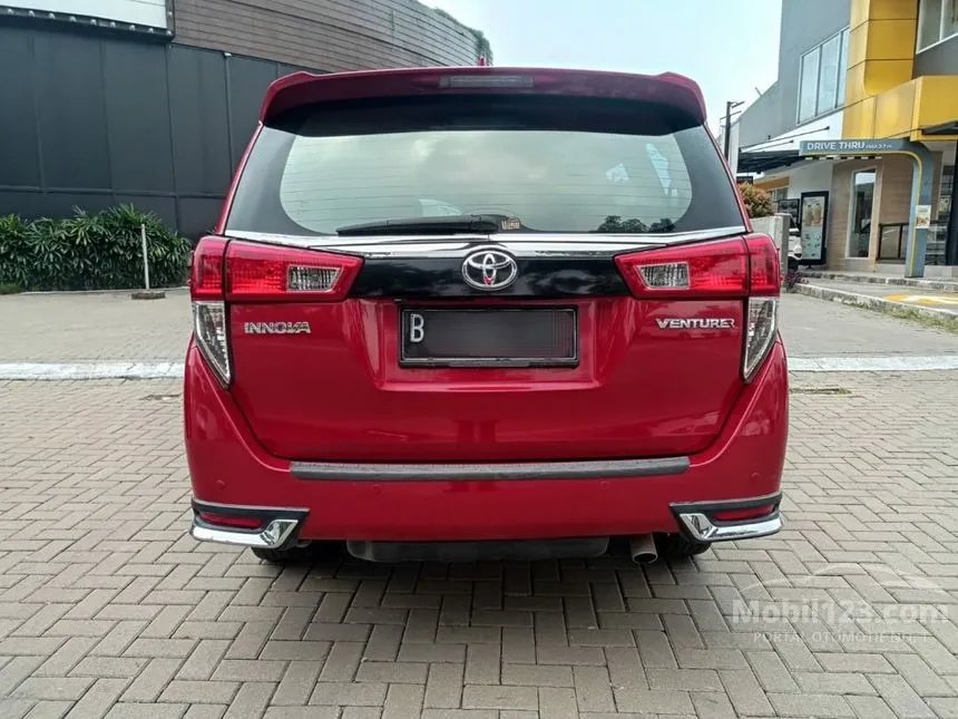 2017 Toyota Innova Venturer N140 Wagon