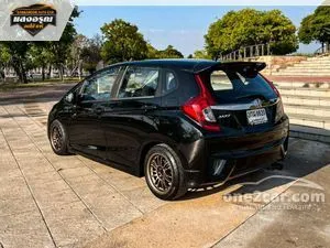 2014 Honda JAZZ 1.5 SV Hatchback