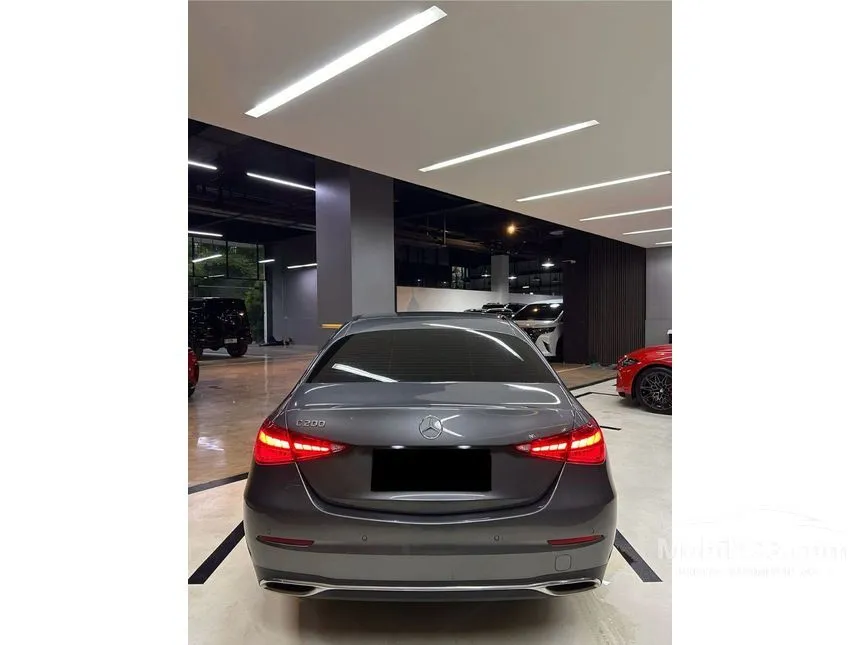 2022 Mercedes-Benz C200 Avantgarde Line Sedan
