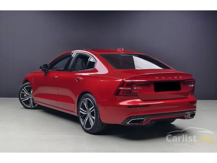 2020 Volvo S60 Recharge T8 R-Design Sedan