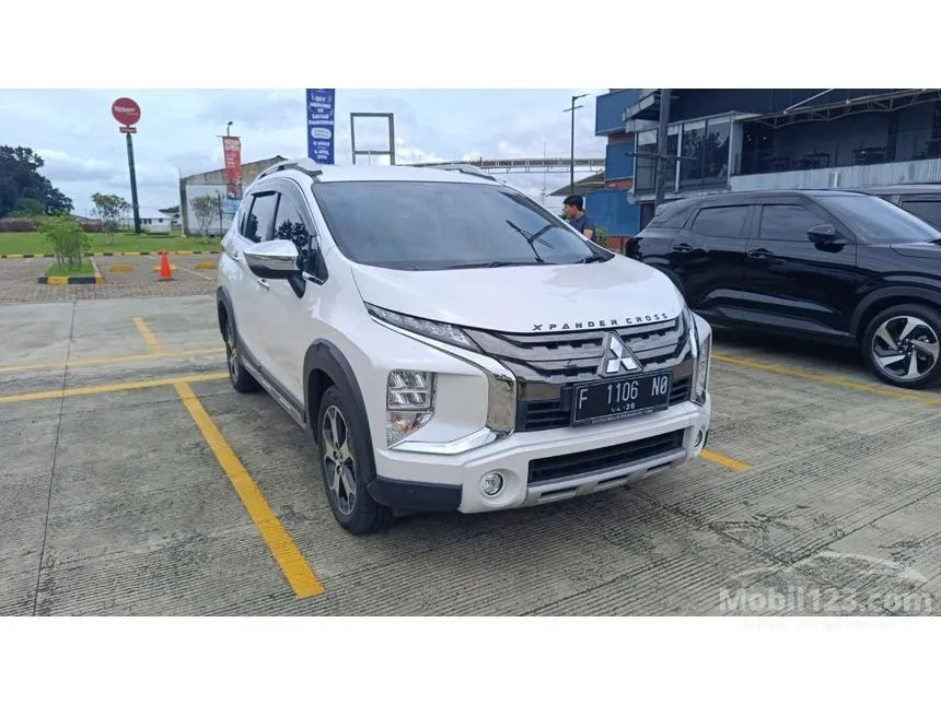 Jual Mobil Mitsubishi Xpander Cross 2021 1.5 di Jawa Barat Automatic MPV Putih Rp 248.000.000