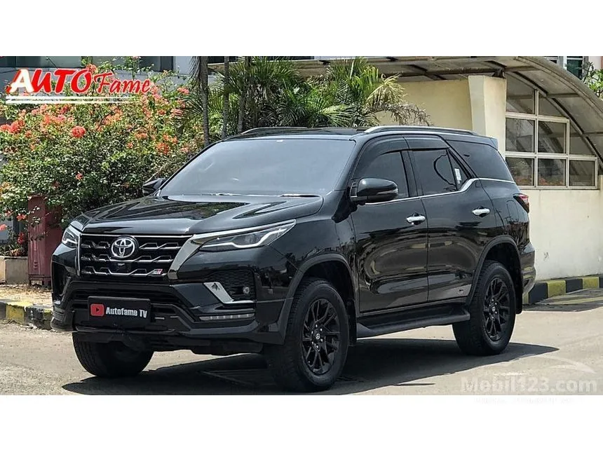 Jual Mobil Toyota Fortuner 2023 GR Sport 2.8 di DKI Jakarta Automatic SUV Hitam Rp 525.000.000