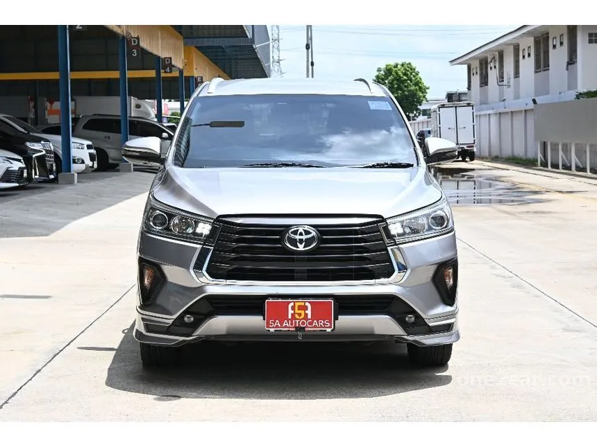 2022 Toyota INNOVA Crysta Wagon