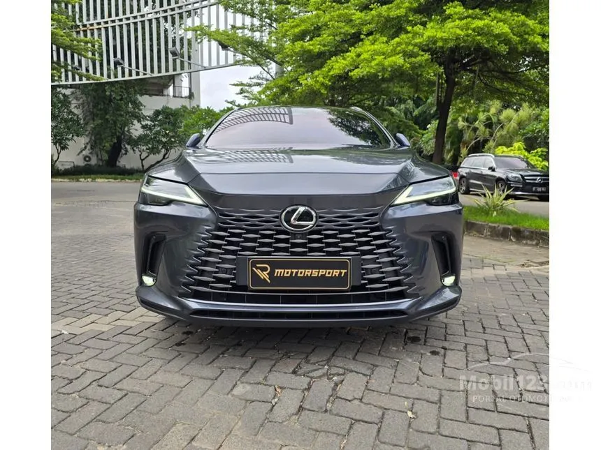 Jual Mobil Lexus RX450h+ 2023 Luxury 2.5 di DKI Jakarta Automatic Wagon Abu