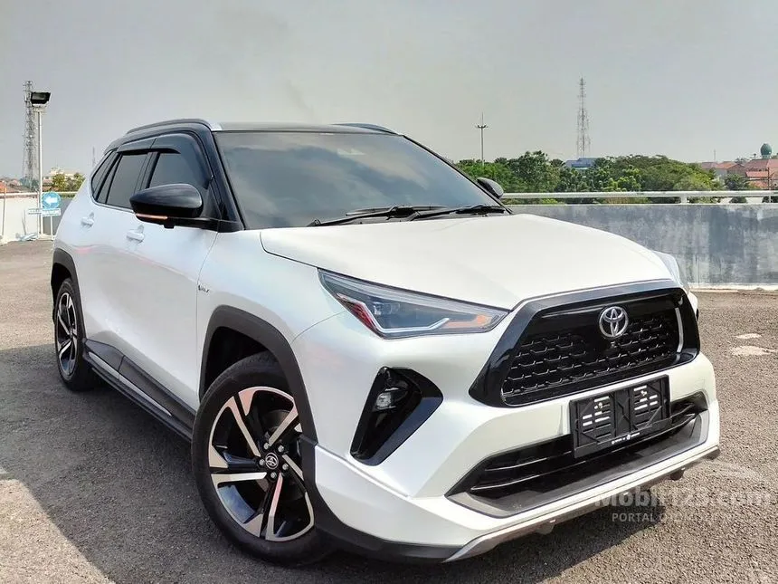Jual Mobil Toyota Yaris Cross 2024 S GR Parts Aero Package HEV 1.5 di Jawa Barat Automatic Wagon Putih Rp 365.000.000