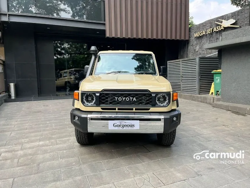 2024 Toyota Land Cruiser 70 LX SUV