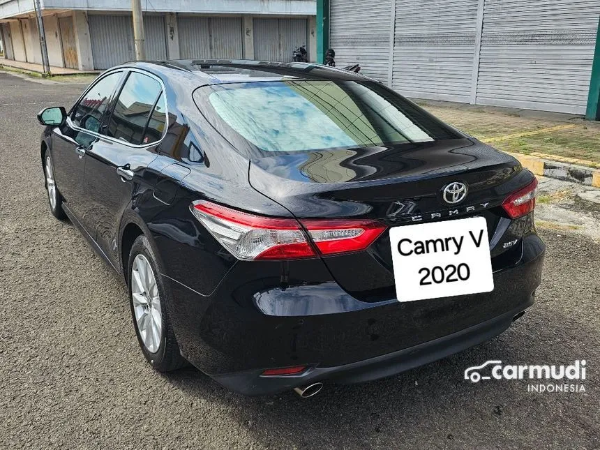 2020 Toyota Camry V Sedan