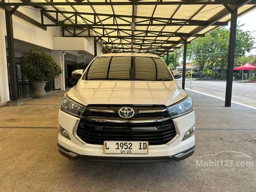 Jual Mobil Toyota Innova Venturer 2018 2.4 di Jawa Timur Automatic Wagon Putih Rp 403.000.000