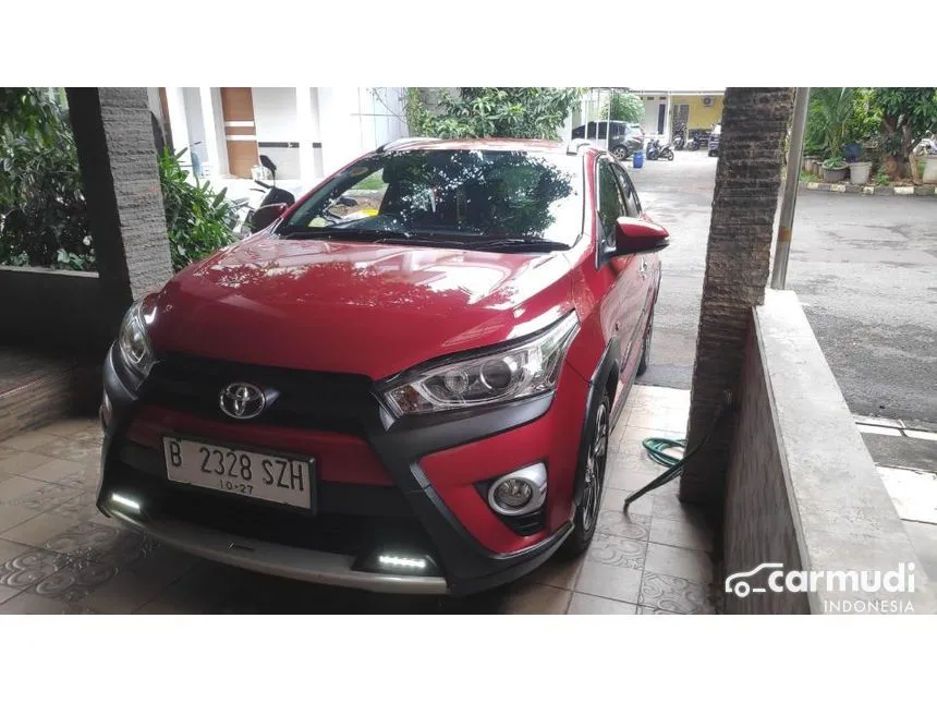 Jual Mobil Toyota Yaris 2017 TRD Sportivo Heykers 1.5 di Jawa Barat Manual Hatchback Merah Rp 165.000.000