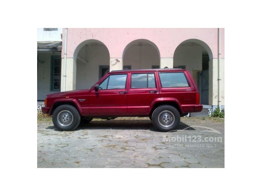 1998 Jeep Cherokee SUV Offroad 4WD