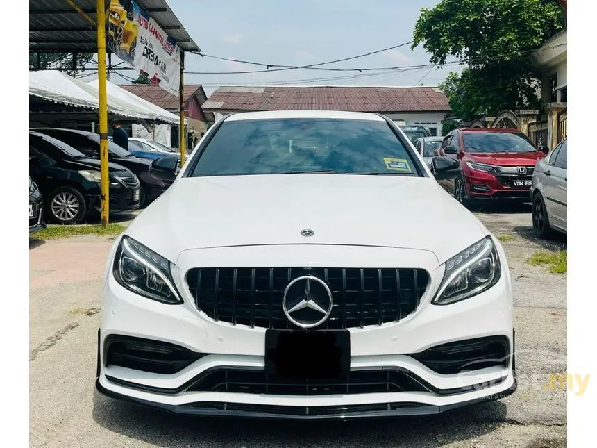 2017 Mercedes-Benz C200 AMG Sedan