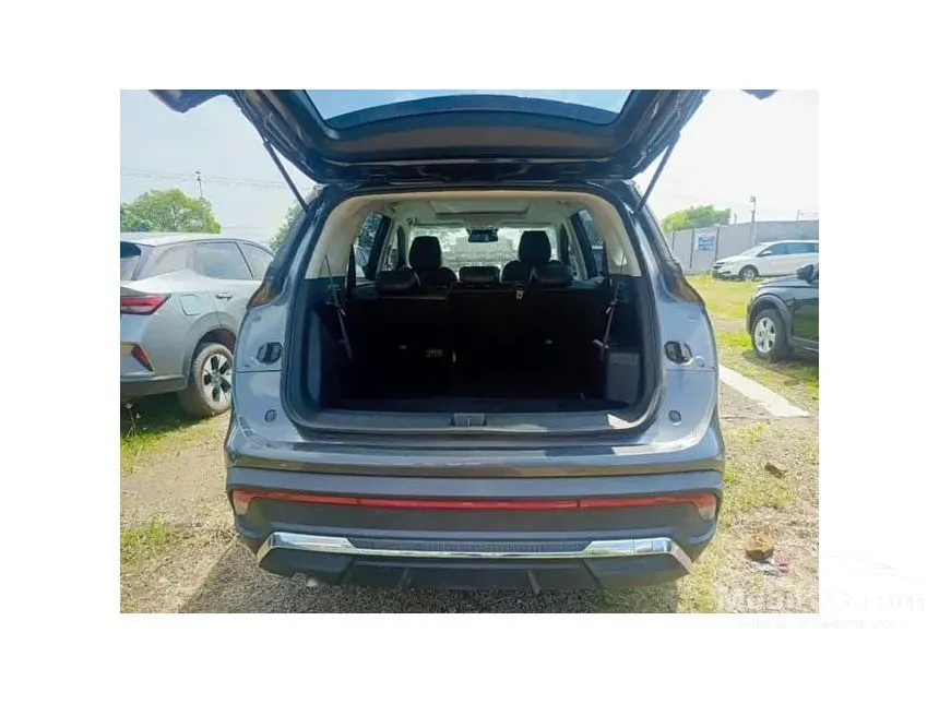 2023 Wuling Almaz RS Pro SUV