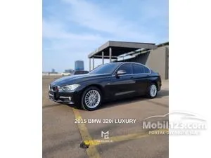 2015 BMW 320i 2.0 Luxury Sedan